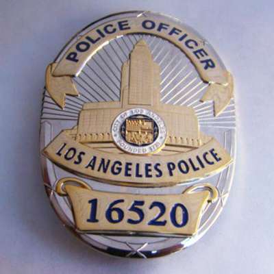 Movie Souvenir USA Los Angeles Police officer metal badge for sale Profile Picture
