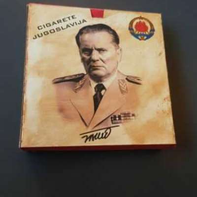 Rare comunisam era vintage cigarette box josip Broz TITO Yugoslavia jugoslavija Profile Picture