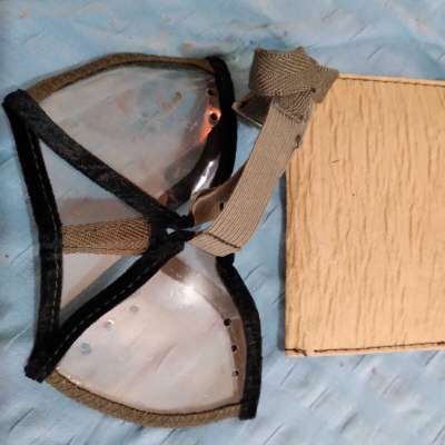 WW2 German Dust goggles with case Profile Picture