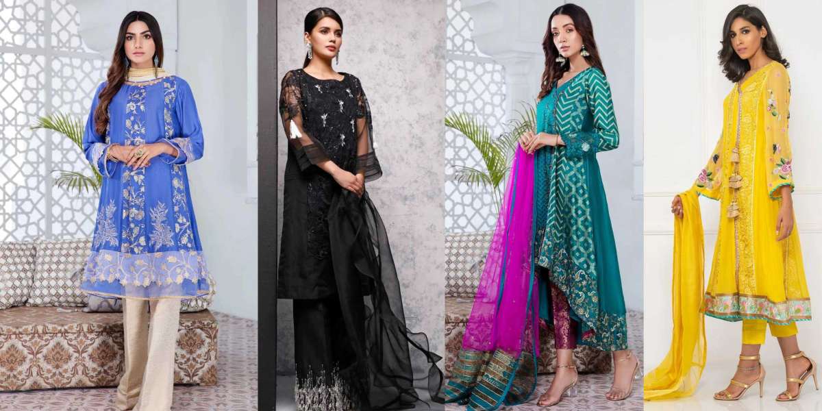 Shireen Lakdawala Offering up to 50% Discount on its Entire Collection in 2023