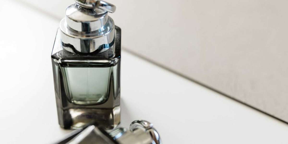 A Deep Dive into the Best Men's Perfumes of the Decade