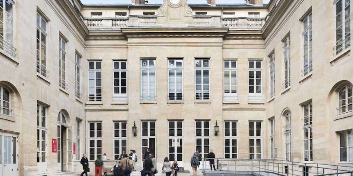 Your Guide to MFin Colleges in France