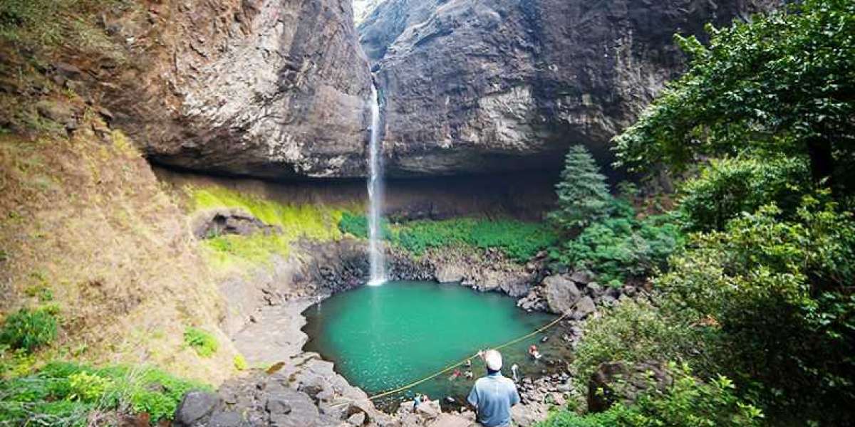 Devkund Waterfall Trek: Blessed with the Beauty of Nature