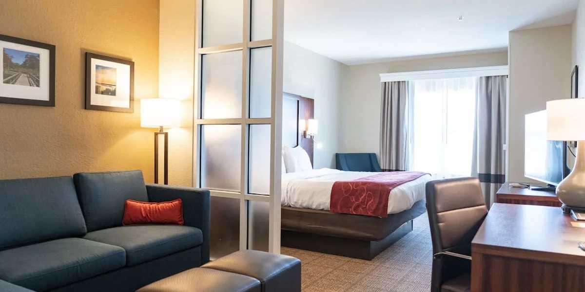 Top reasons to make your luxury room reservations in Flowood at Comfort Suites 