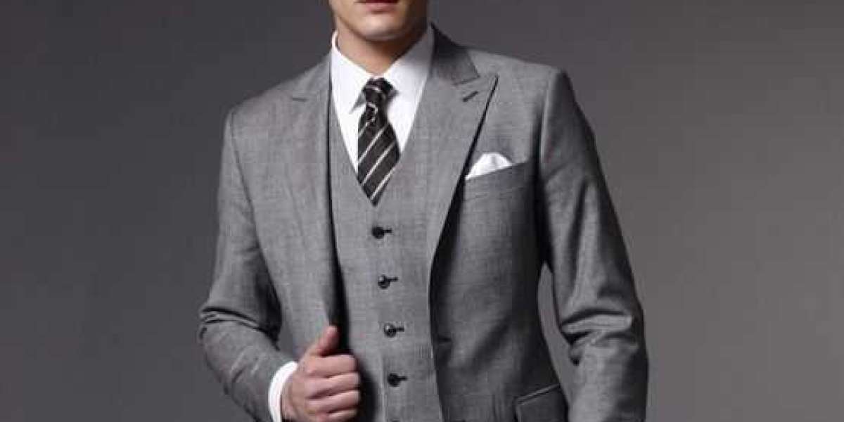 Fashion Fusion: Blending Tradition and Trend in 3-Piece Suit Designs