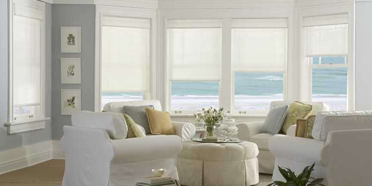 Choosing the best window treatments for a beach house