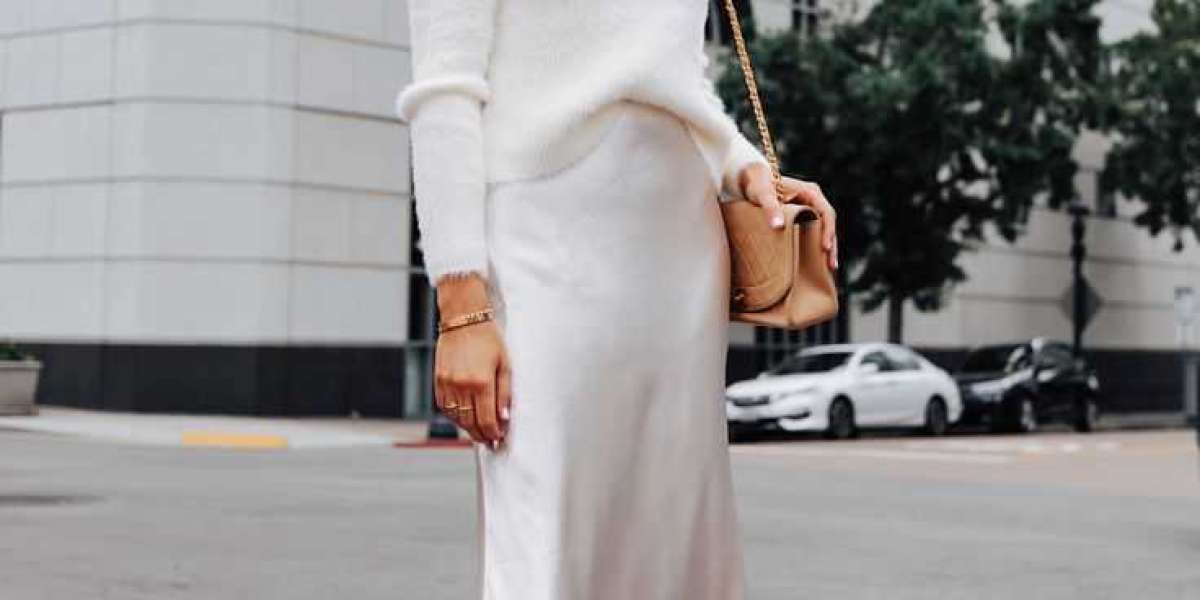 Embracing Elegance: The Timeless Allure of Winter White Dresses