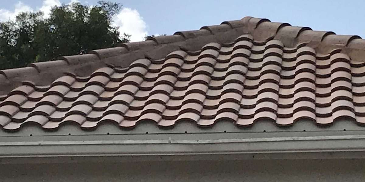 Roof Repair Florida: A Guide to Roof Repair and Maintenance