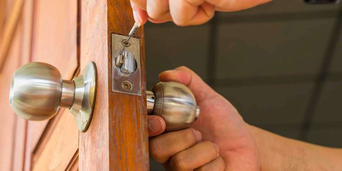 Deep Dive into the 5 Services Offered by Locksmiths Expert