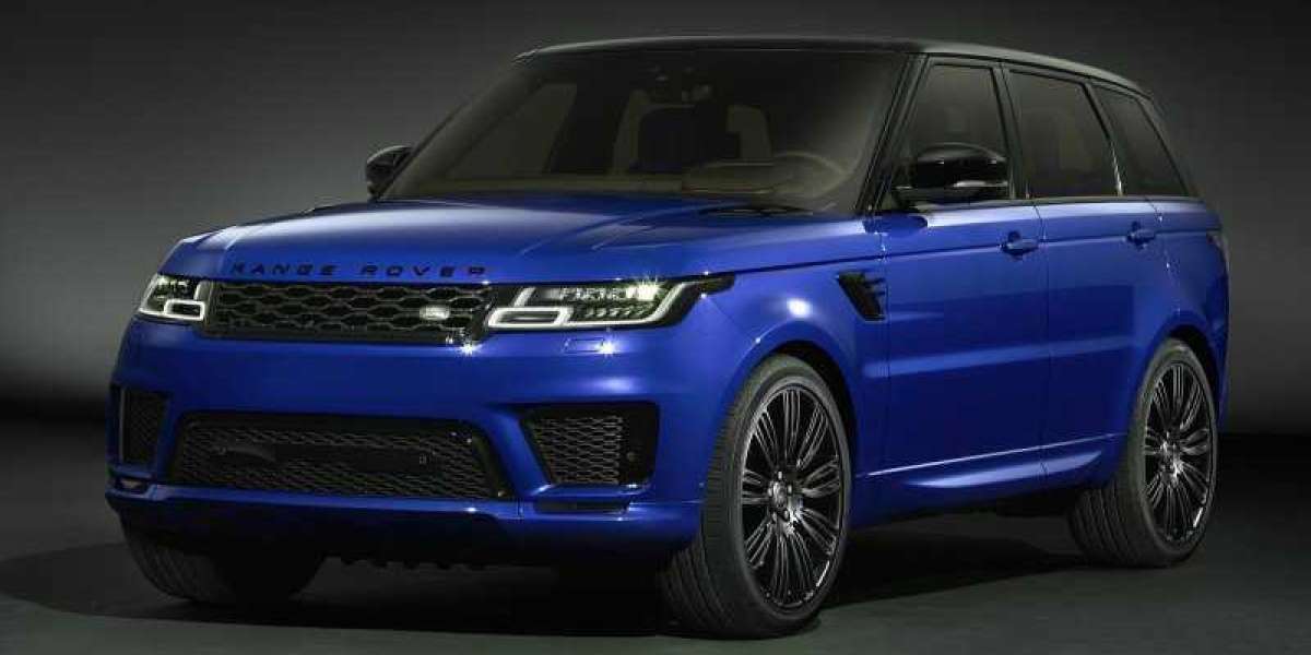 Dubai's Finest: Range Rover Rental Experiences Unveiled