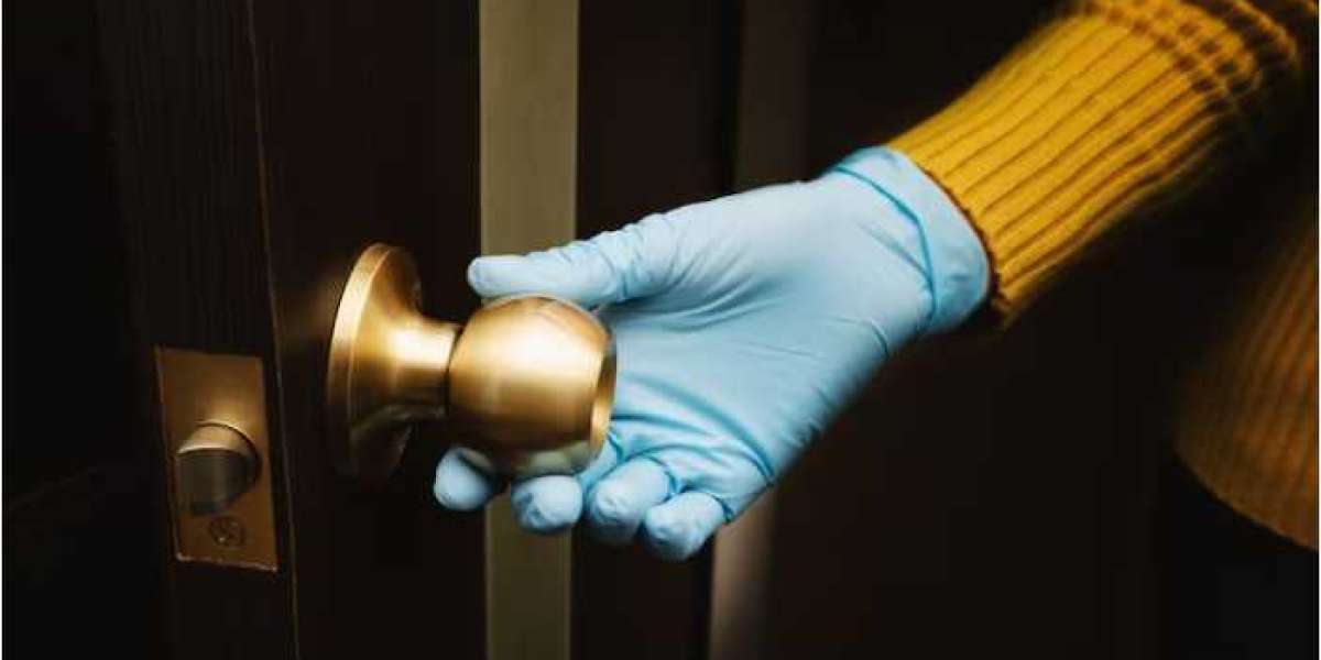 LOCKED OUT AT NIGHT? 24 HOUR LOCKSMITH SOLUTIONS IN WHEAT RIDGE, CO