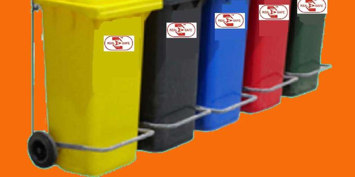 Choosing the Right Biomedical Waste Services Provider for Your Healthcare Facility