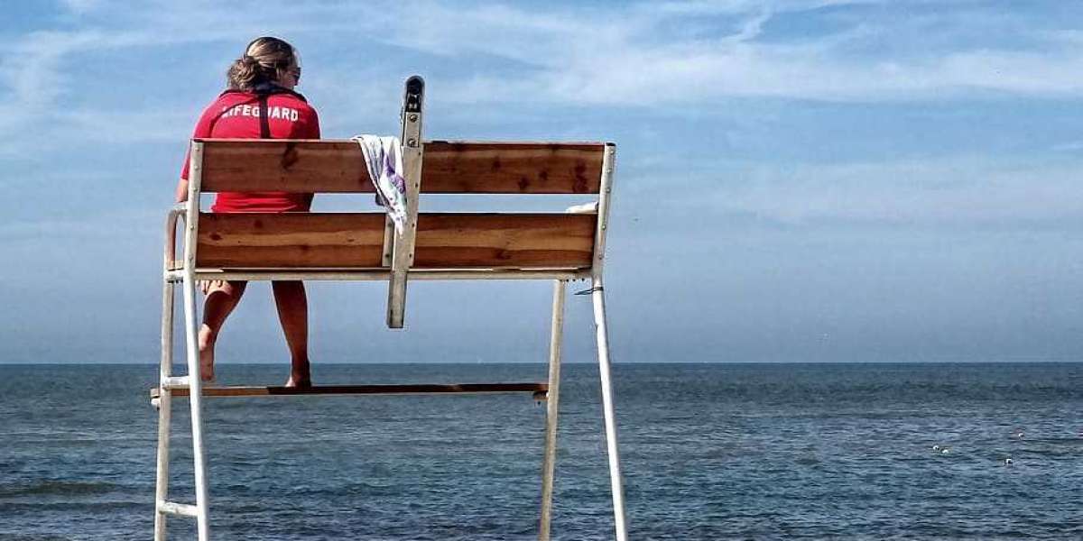 Mastering the Waves: Your Path to Lifeguard Certificate and Water Safety Expertise