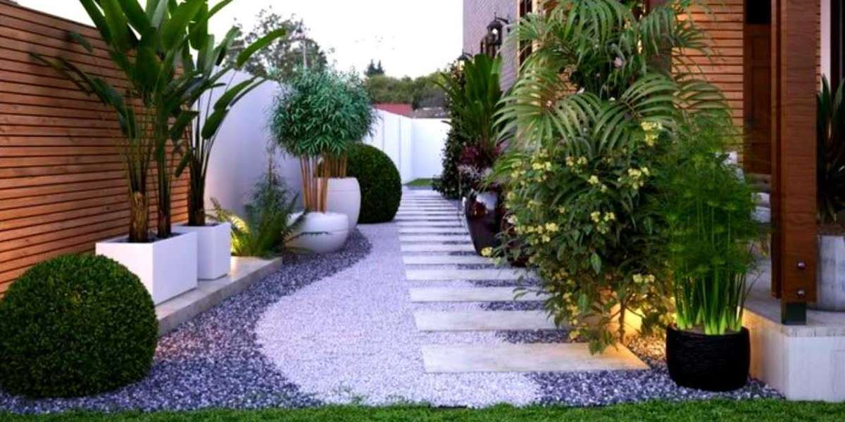 Maximizing Curb Appeal: Landscaping Tips for Selling Your Tempe Home