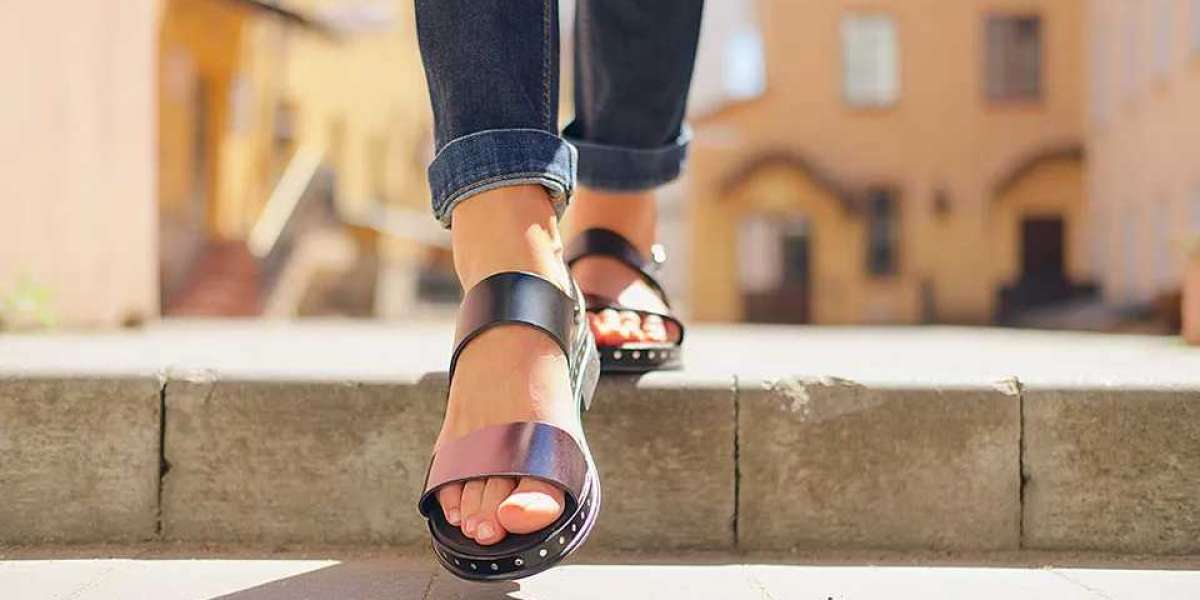 Summer Ready: Your Guide to the Most Comfortable Sandals for Every Occasion