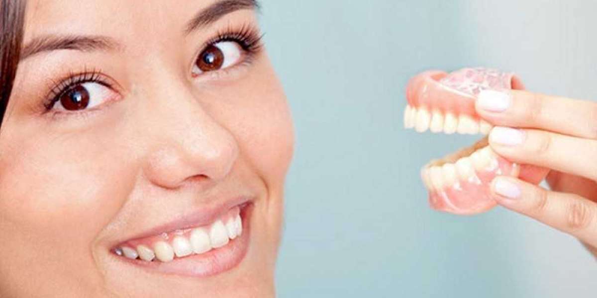 Choosing the Right Denture Clinic in Melbourne: Expert Tips