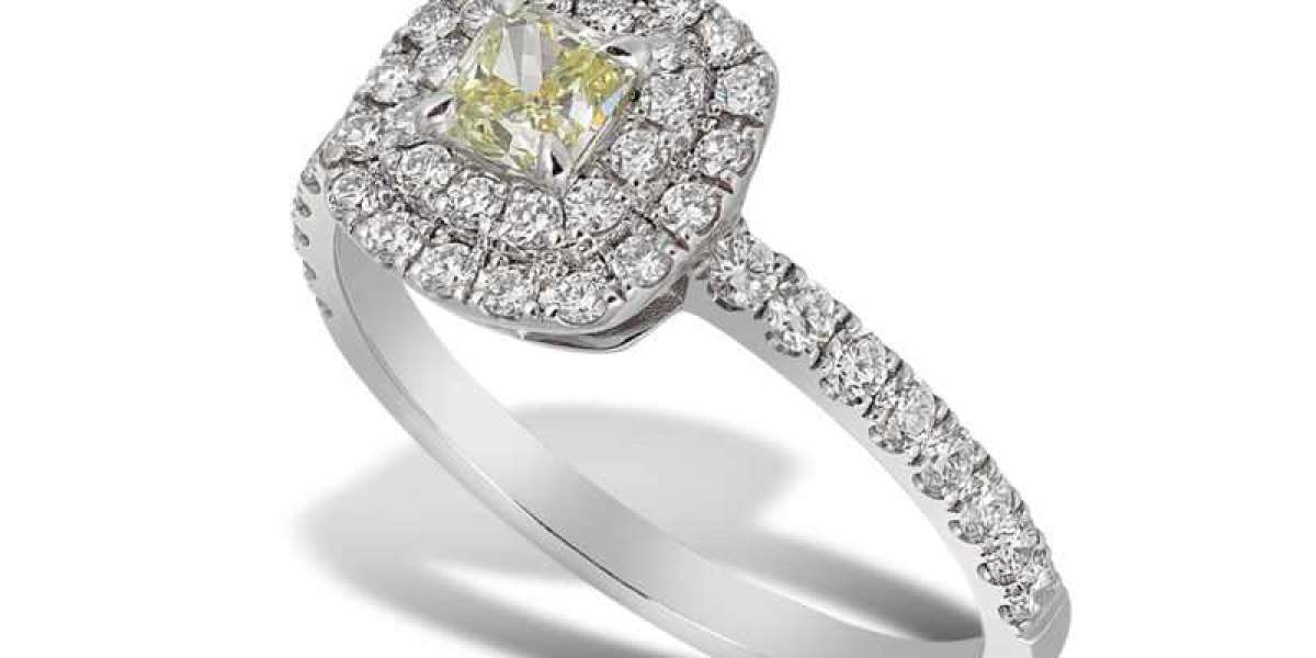 Top 6 Trends in Diamond Engagement Rings to Look for in 2024