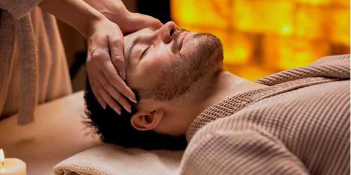 Naked Massage in London: A Unique Blend of Relaxation and Empowerment
