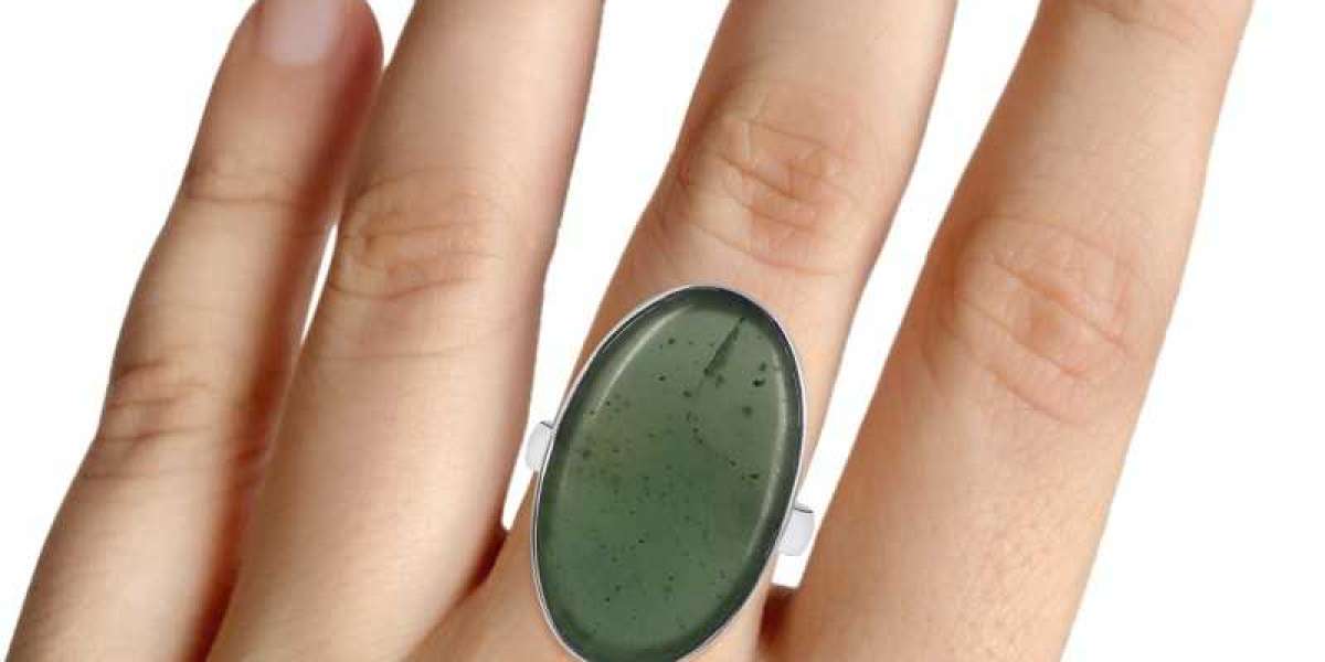 Unveiling the Magic:  Nephrite Jade jewelry Amazing Benefits