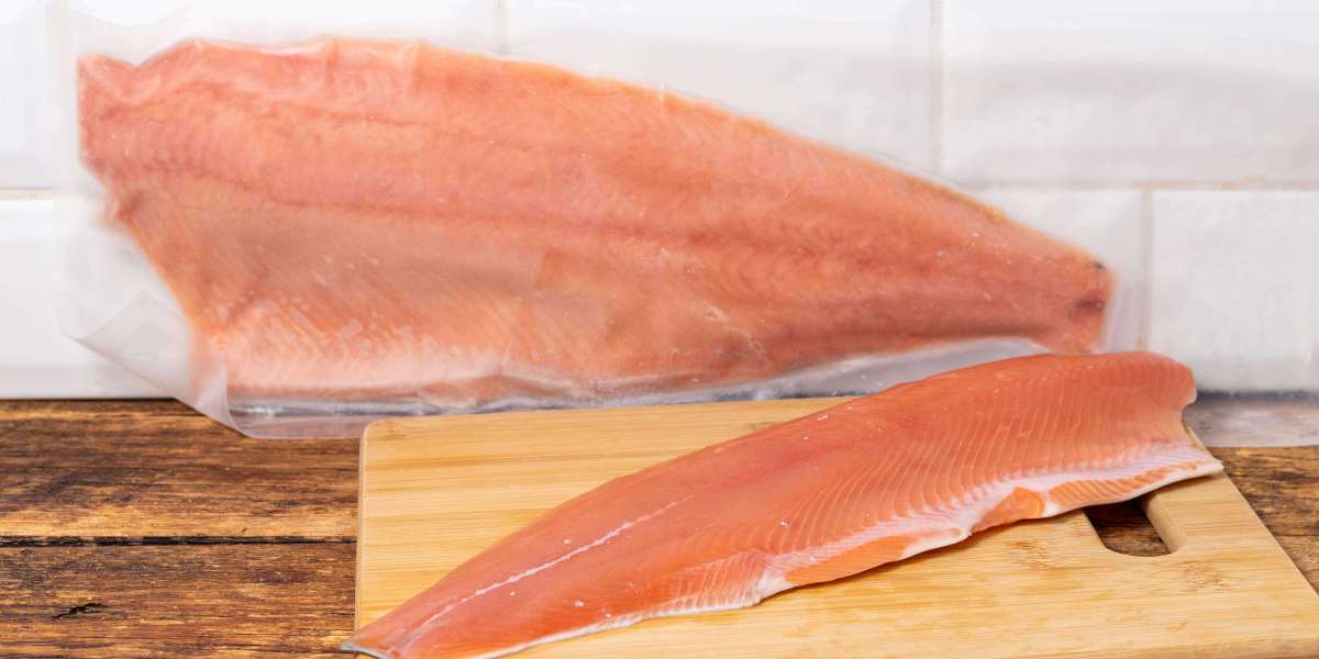 Frozen Organic Salmon Market size is expected to grow at a CAGR of 13.1% from 2023 to 2033
