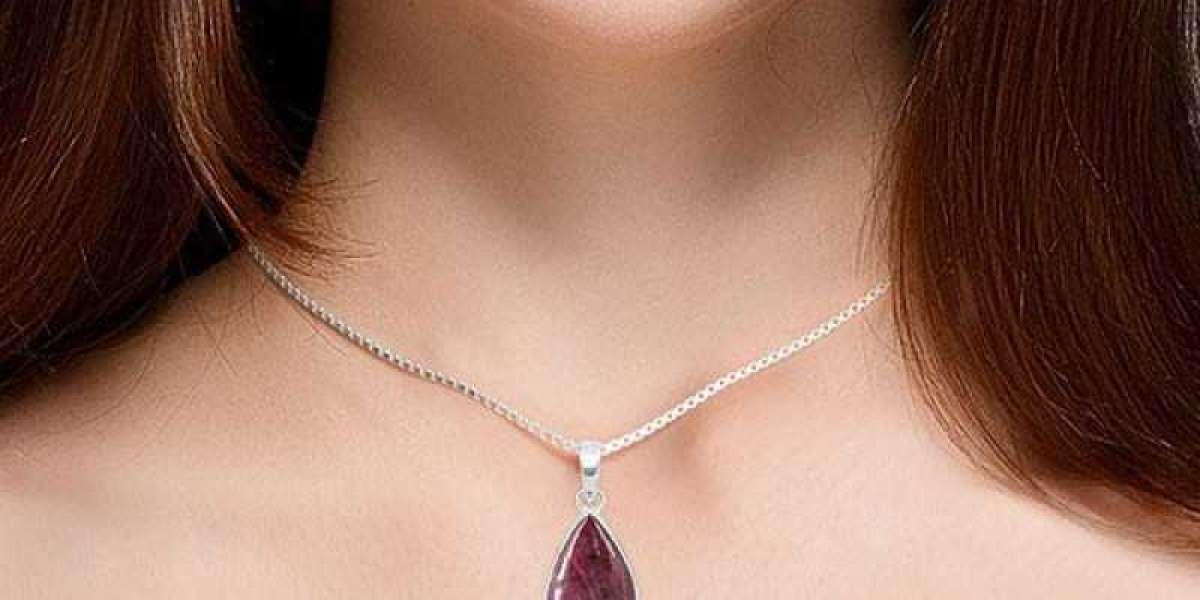 How To Identify Pink Ruby Zoisite jewelry: Unveiling the Elegance