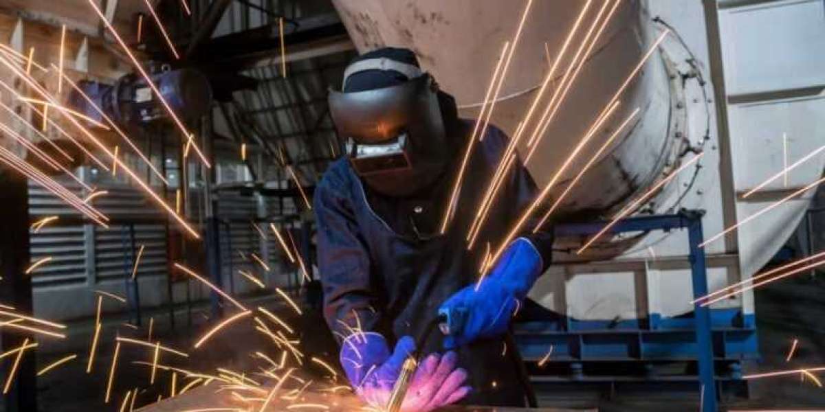 Oxy-Fuel Welding Equipment Industry Positioned for US$ 2.8 Billion Market Size by 2033