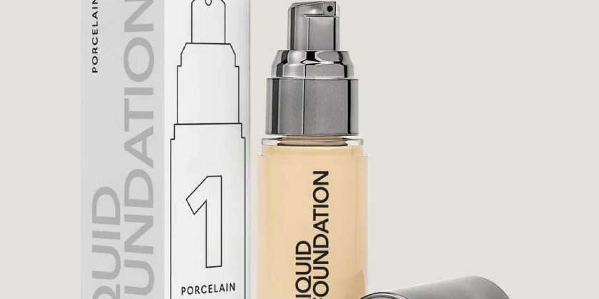 Flawless Finish: Your Ultimate Guide to Liquid Foundation Makeup