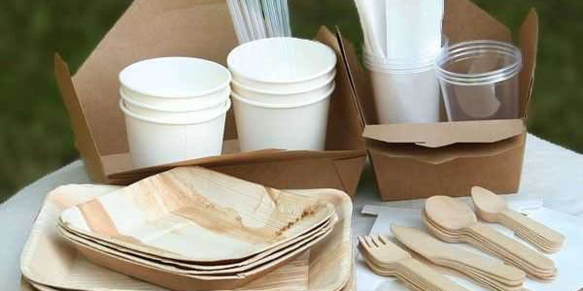 Going Green at the Table: Compostable Tableware Takes Center Stage