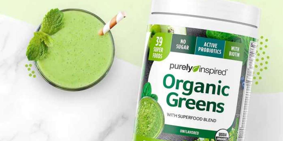 Greening Your Routine: The Benefits of Organic Greens Powder