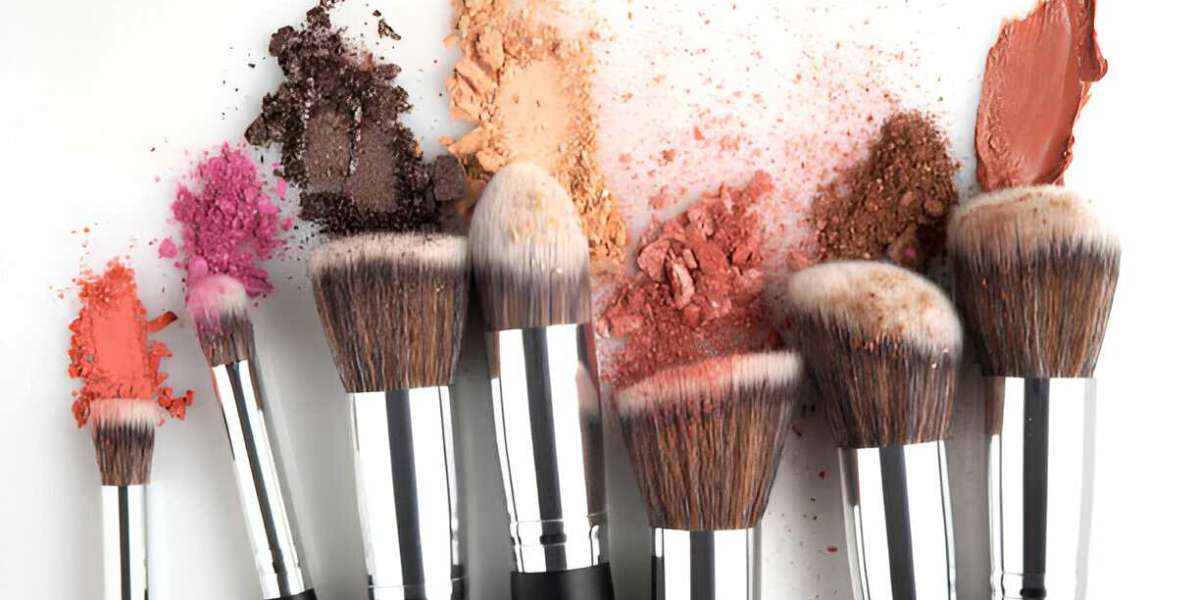 Top Cosmetics Online UAE: Shop Now at Noniz Beauty