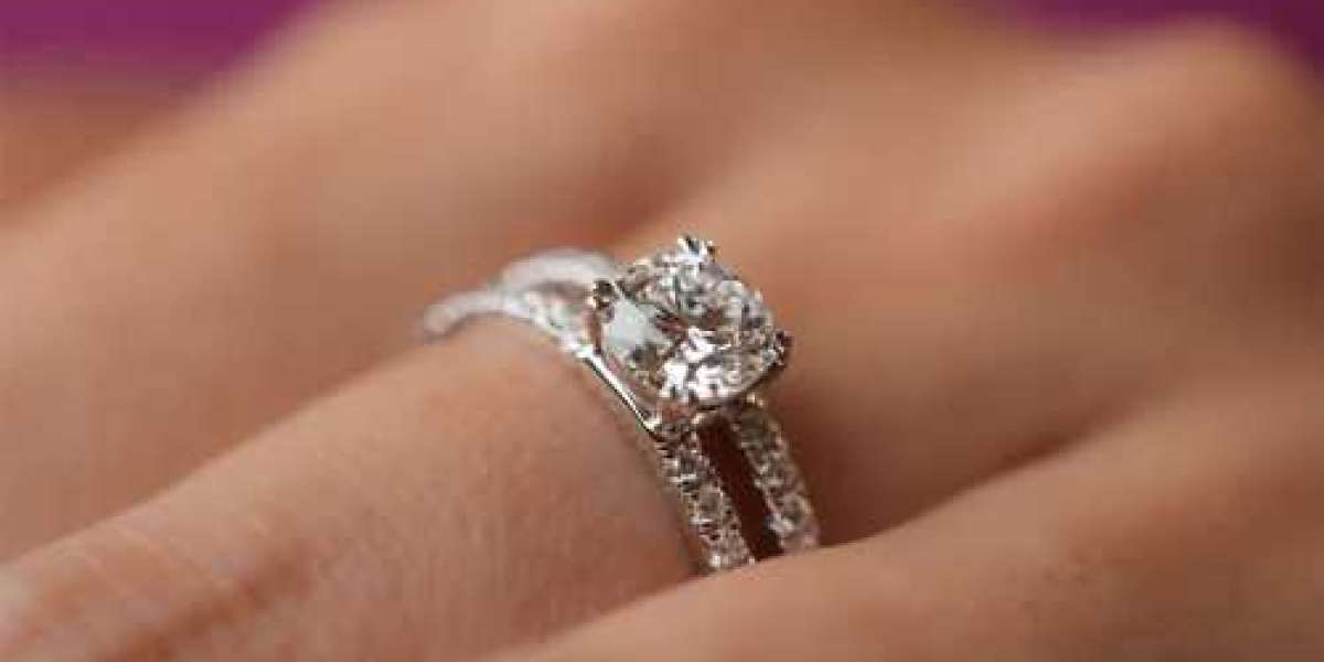 Lab Grown Engagement Rings: The Rise of Blu Diamonds