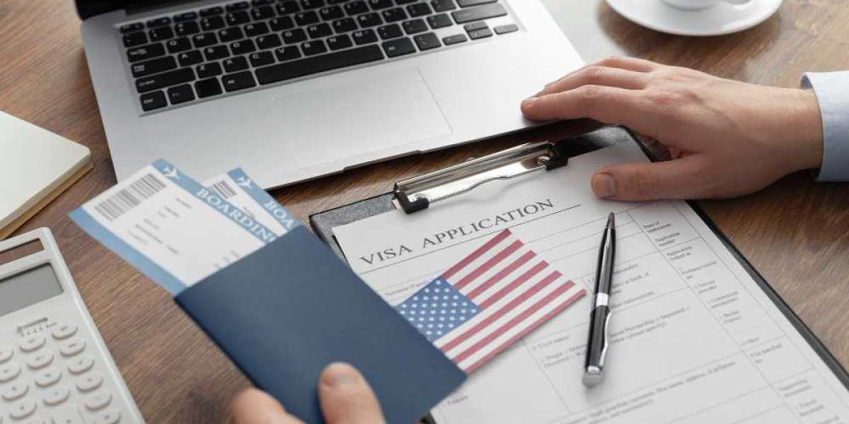 Streamlining Immigration: From Documents to Approval with USCIS Certified Translation