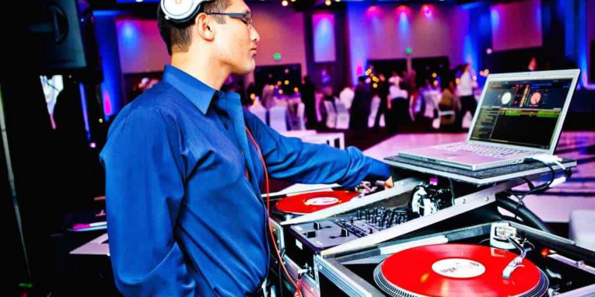 Finding the Perfect DJ for Your Wedding: Local Options Near You