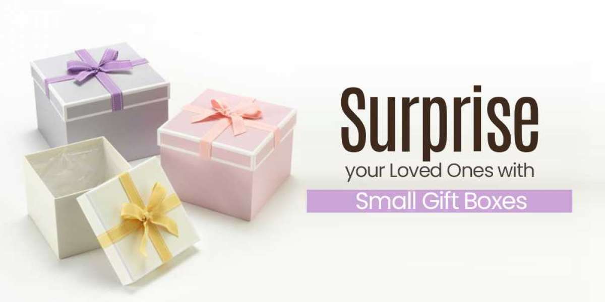 Surprise your Loved Ones with Small Gift Boxes