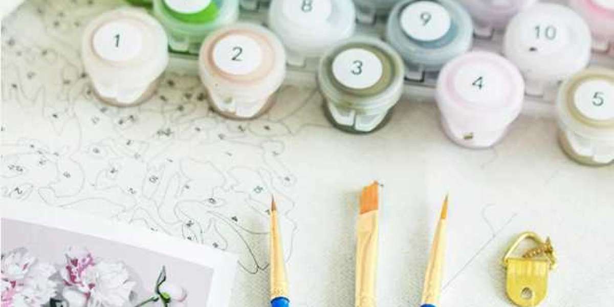 How to transform blank paper into great creations using watercolor painting ideas for beginners?