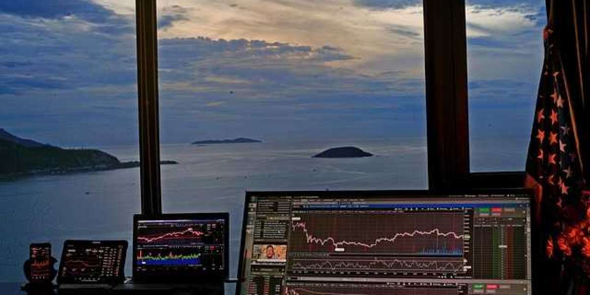 Smart Digital Tools and Modern Online Platforms: How Technology Shapes a Safer and More Efficient Trading Environment